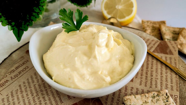 Crema keto simile alla maionese: gustosa e sana! Crema keto simile alla maionese