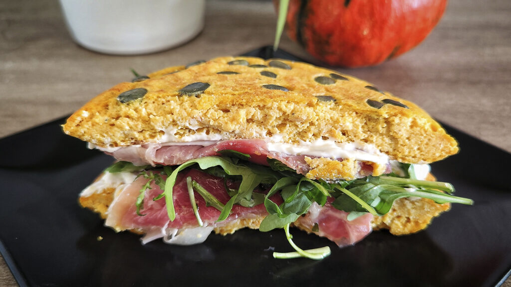 Pane keto con zucca in padella