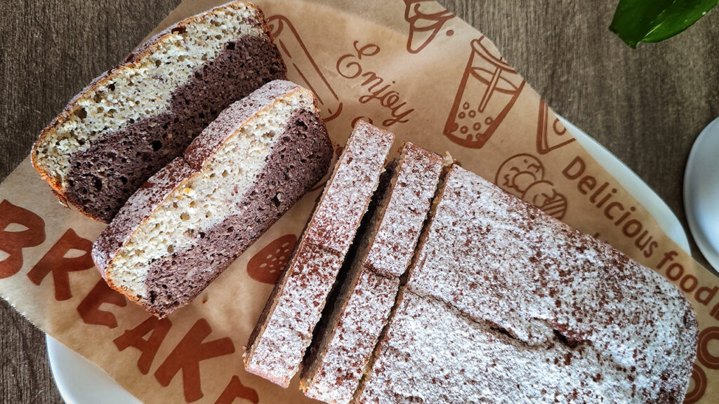 Plumcake bicolore keto