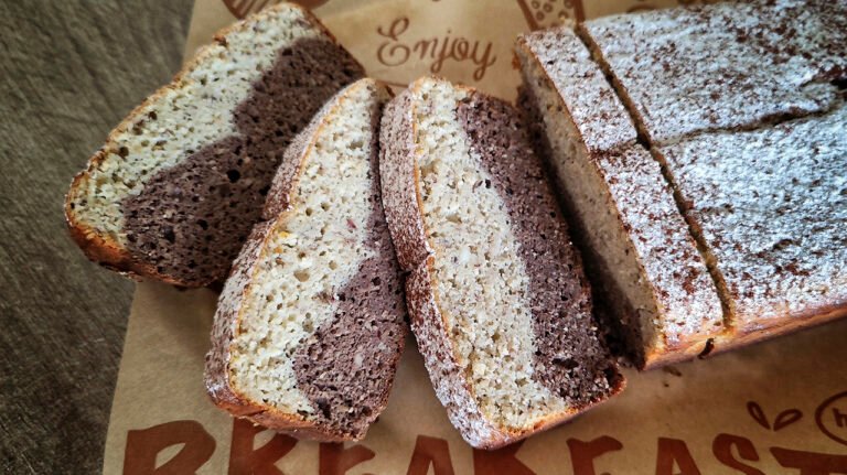 Plumcake bicolore keto