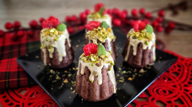 Mini Pandori keto al cioccolato: dolce natalizio senza glutine Mini Pandori keto al cioccolato
