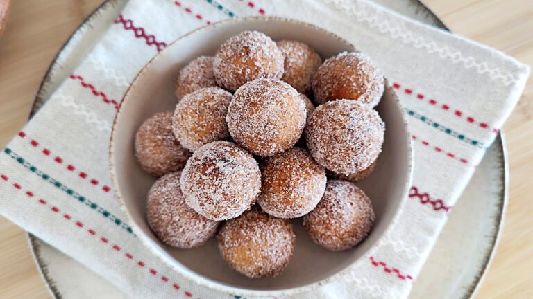 Castagnole keto: dolci di carnevale senza glutine Castagnole keto