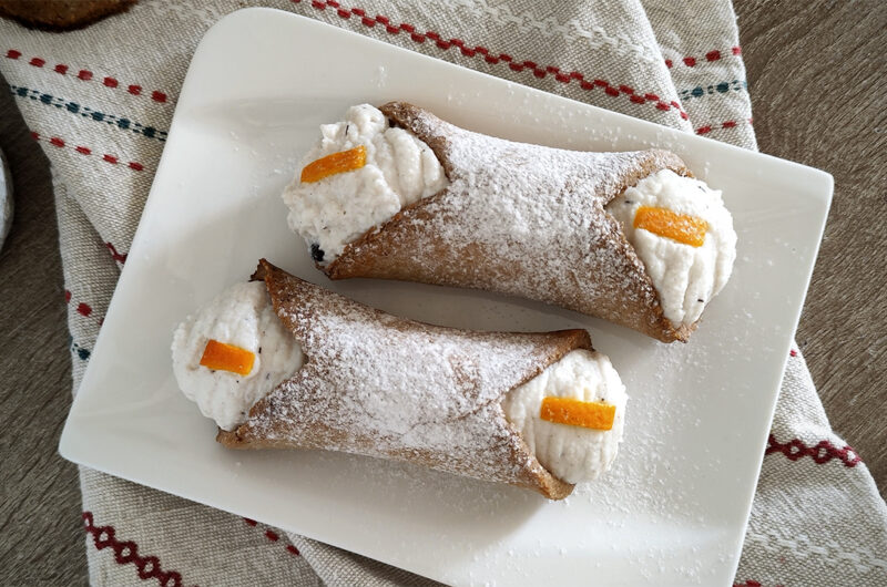 Cannoli siciliani chetogenici:il dolce keto che sa di festa