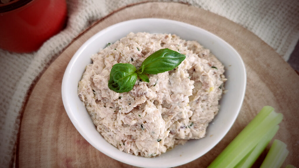 Patè keto con gambi di funghi e mascarpone