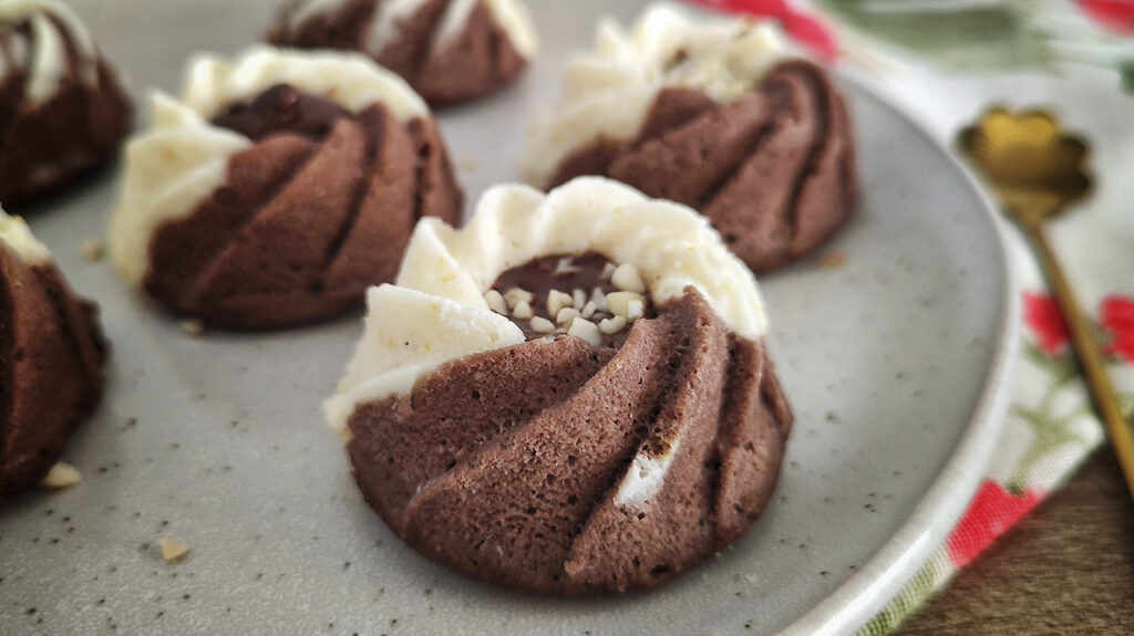 Muffin keto bicolore con gli albumi