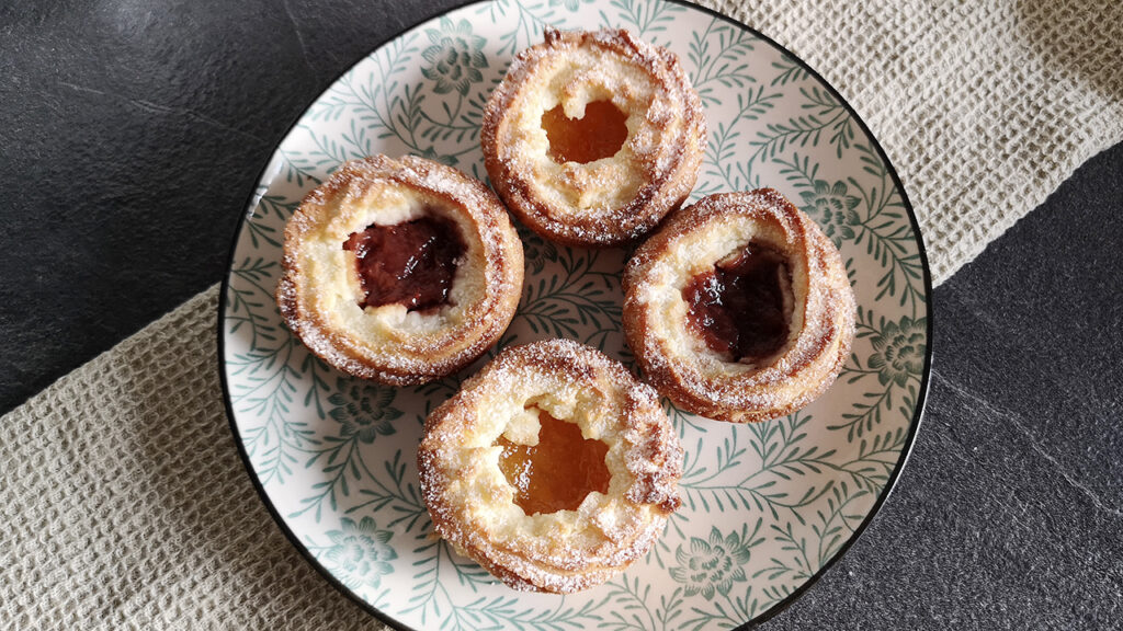 Crostatine keto di pasta frolla montata