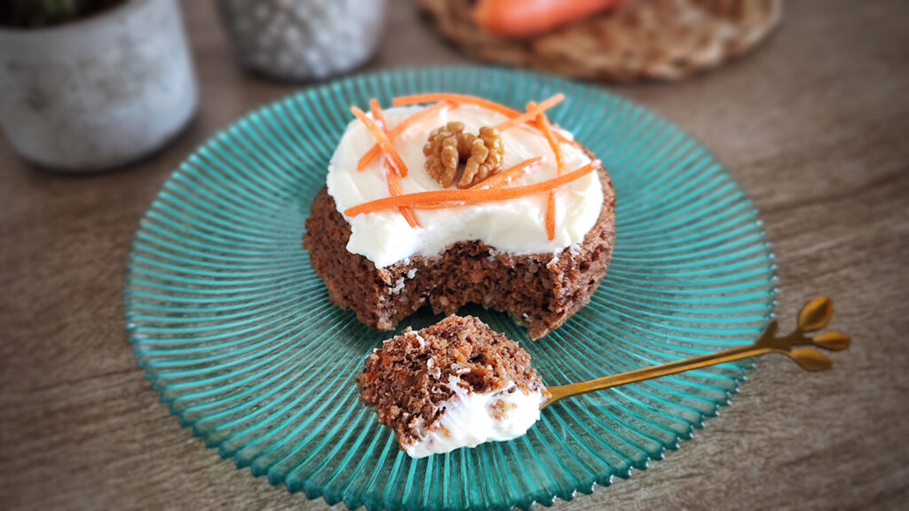 Mug Cake keto alle carote