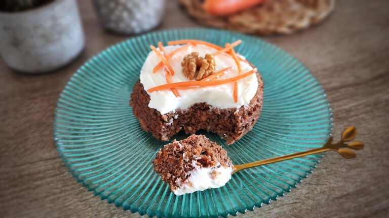 Mug Cake keto alle carote