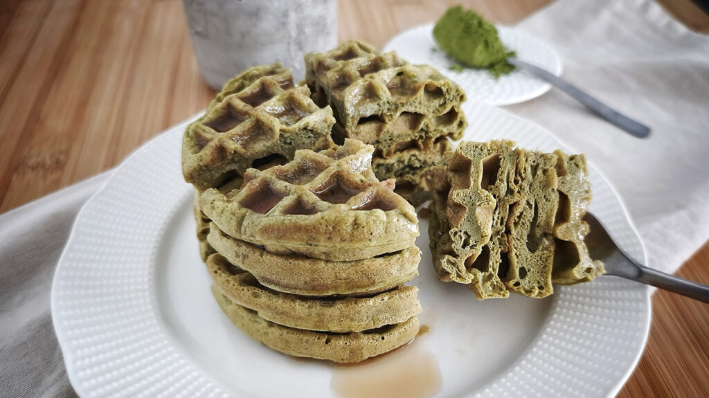 Pancake keto al matcha zero carboidrati