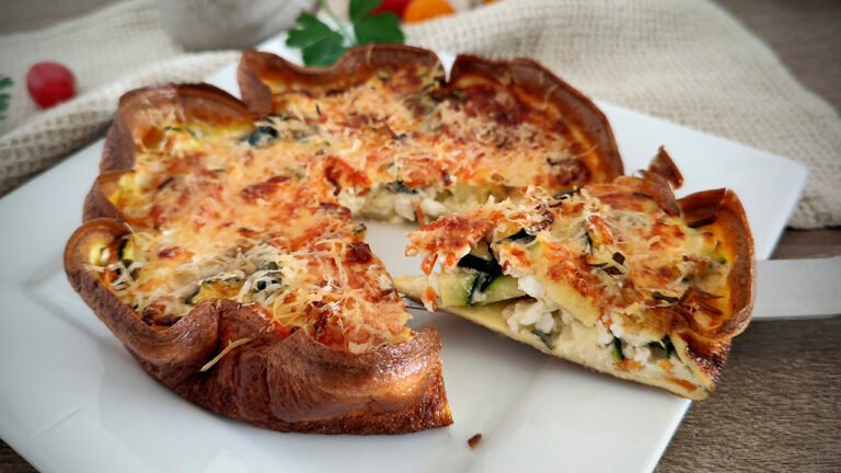 Torta salata di crêpes keto