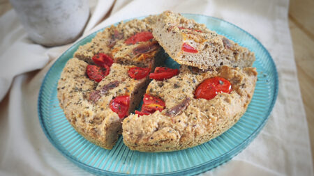 Dimentica la solita focaccia: la versione keto virale che amerai al primo morso Focaccia keto fatta in casa