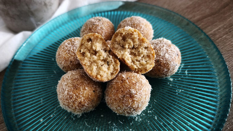 Avevo voglia di castagnole… così le ho fatte salate per il mio aperitivo keto Castagnole keto salate in friggitrice ad aria