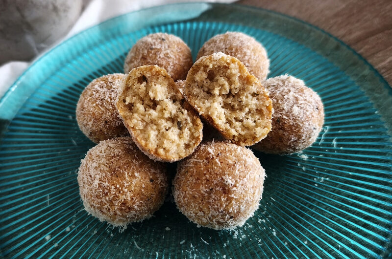 Castagnole keto salate in friggitrice ad aria