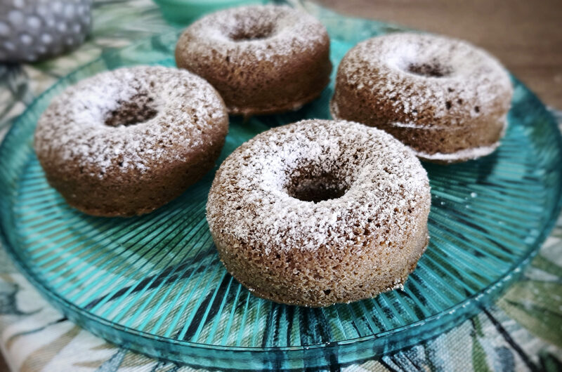 Ciambelle keto al caffèmorbide e facili in 2 minuti!