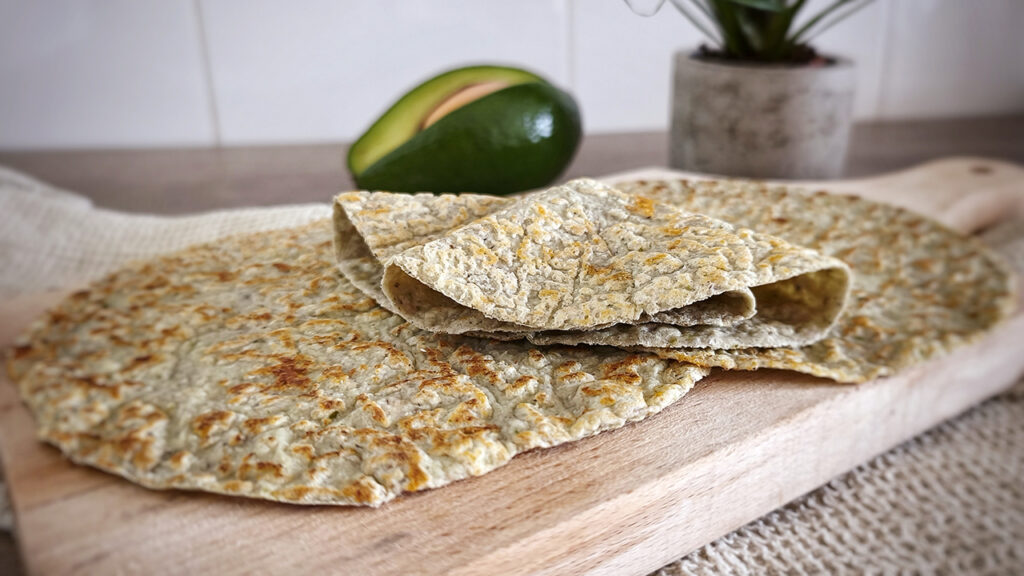 Piadina keto all'avocado
