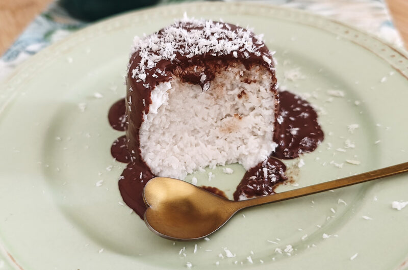 Budino Keto Bounty con 4 ingredienti
