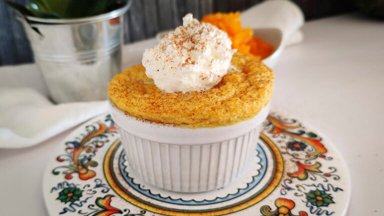 Mug Cake alla zucca chetogenica