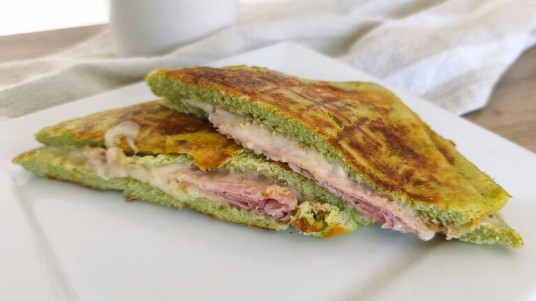 Toast keto con il cavolfiore: solo 4 ingredienti senza farina