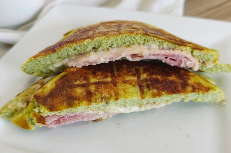 Toast keto con il cavolfiore: solo 4 ingredienti senza farina